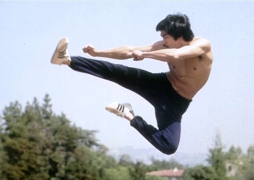 Брюс Ли (Bruce Lee)